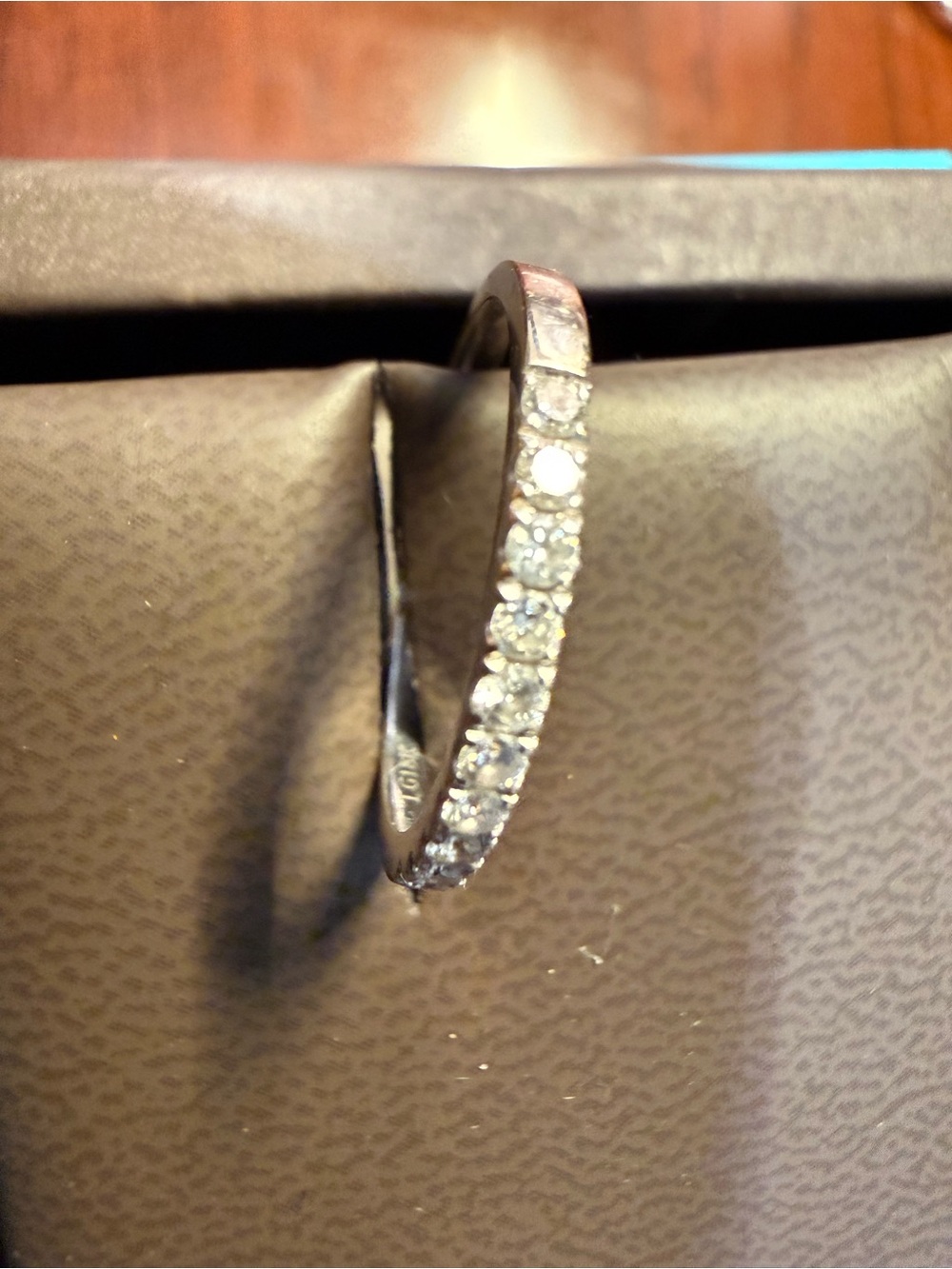 Classic 18k white gold Pavé Diamond Eternity Ring